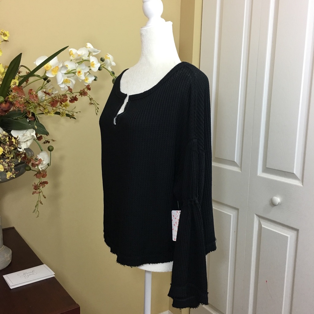 FREE PEOPLE DAHLIA V-NECK LONG SLEEVE THERMAL TOP, BLACK, SIZE XS (NWT) - Picture 5 of 8
